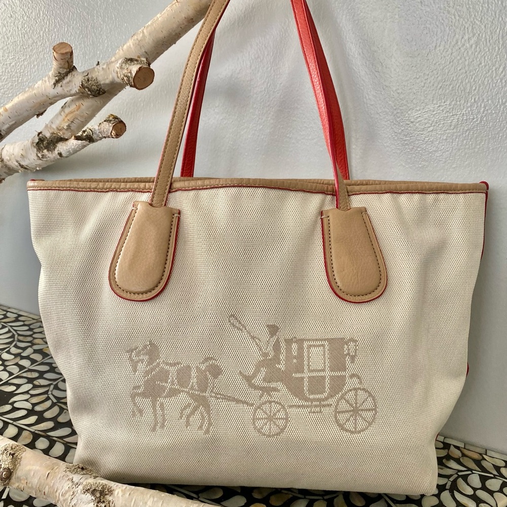 Coach Horse & Carriage